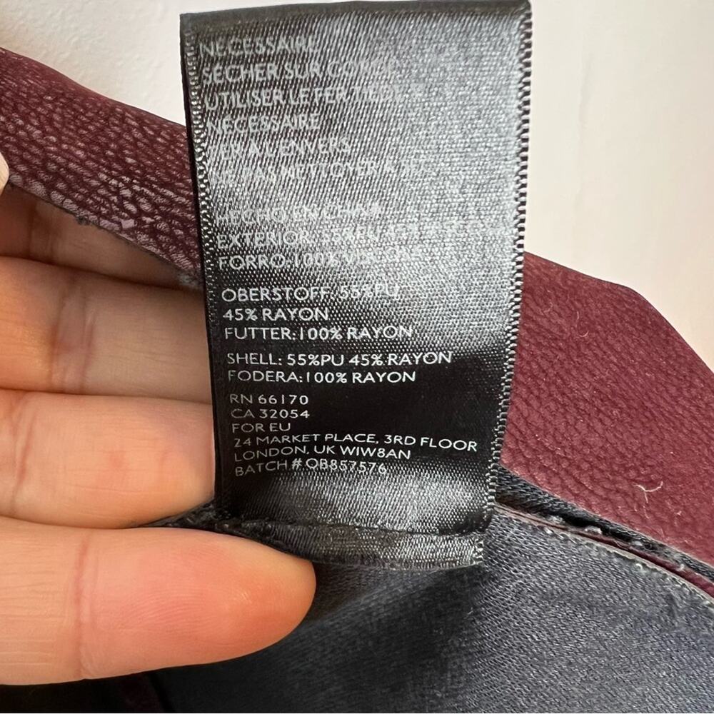 Urban Outfitter Burgundy Faux Leather Snap Button Sleeveless Mini Dress Size S - Picture 4 of 5